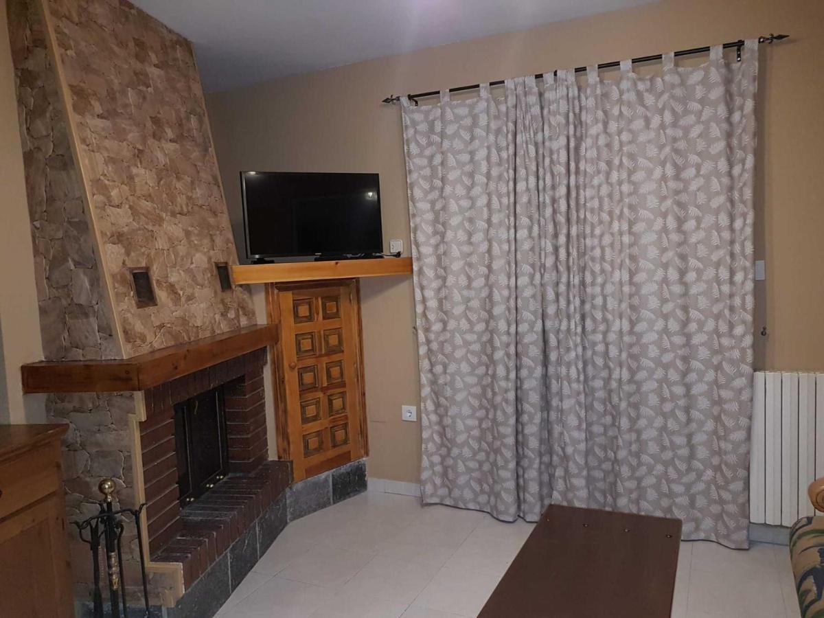 Appartement Vikerbiescas Extérieur photo